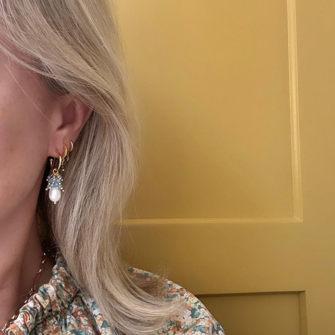 Mini Hoop Earrings With Ibiza Pearl & Dark Denim Blue Iolite Drops