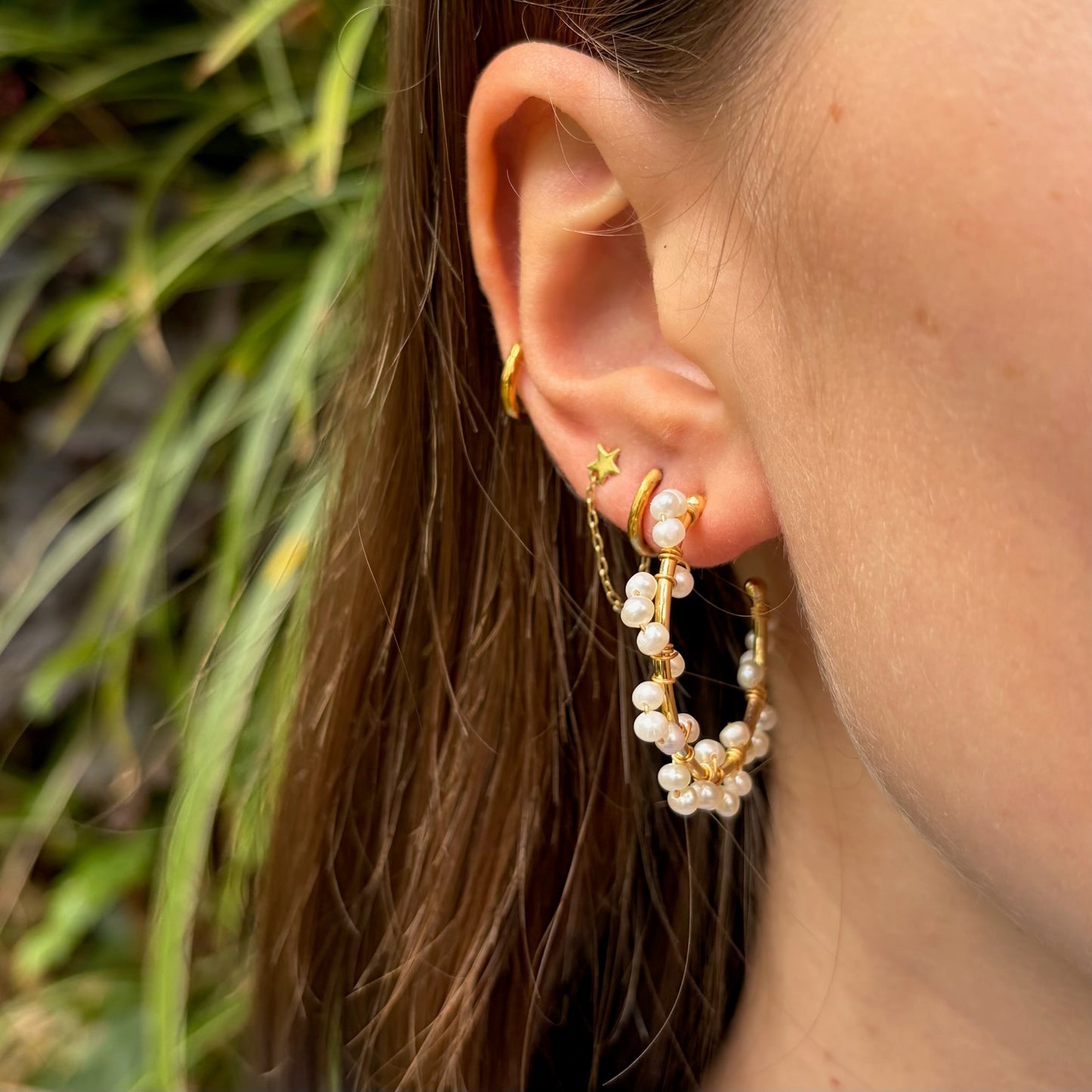Pearl & Dark Olive Green Peridot Mini Bobble Hoop Beaded Earrings