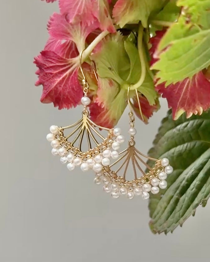 Freshwater Pearl Rolo Fan Beaded Earrings