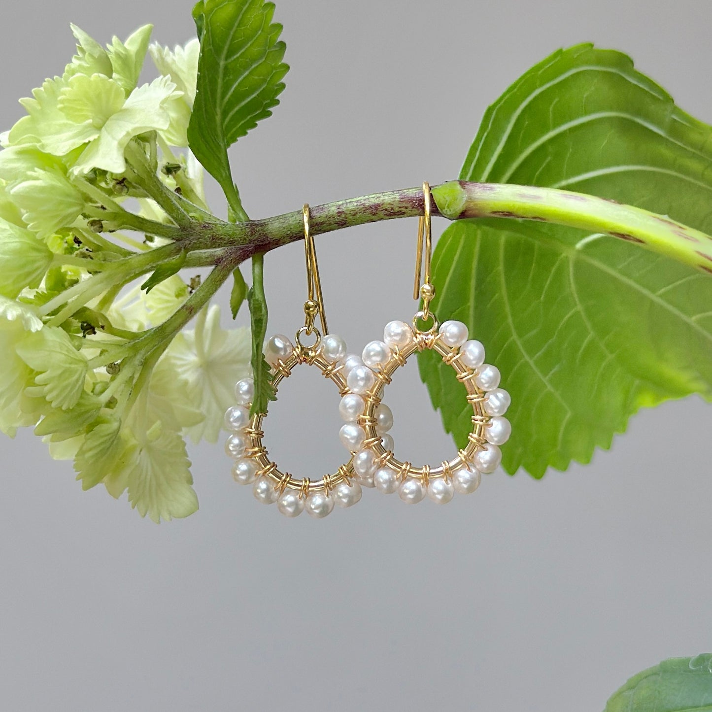 *Freshwater Pearl Mini Teardrop Earrings