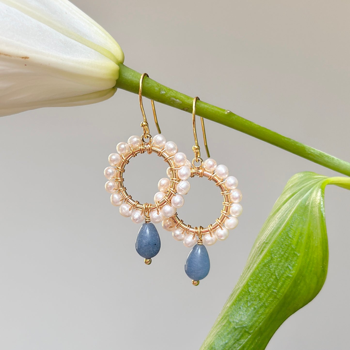 Pearl Mini Round With Dark Denim Chalcedony Drop Beaded Earrings