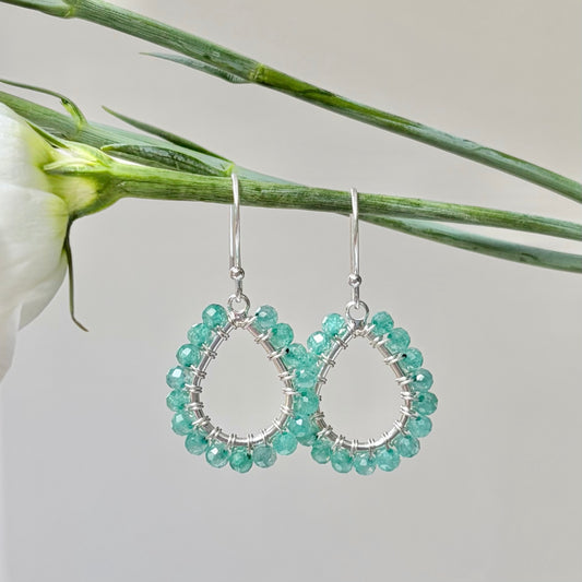 *Mint Green Jade Mini Teardrop Earrings (Silver)