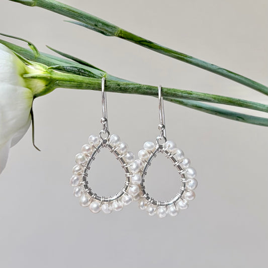 *Freshwater Pearl Mini Teardrop Earrings (Silver)