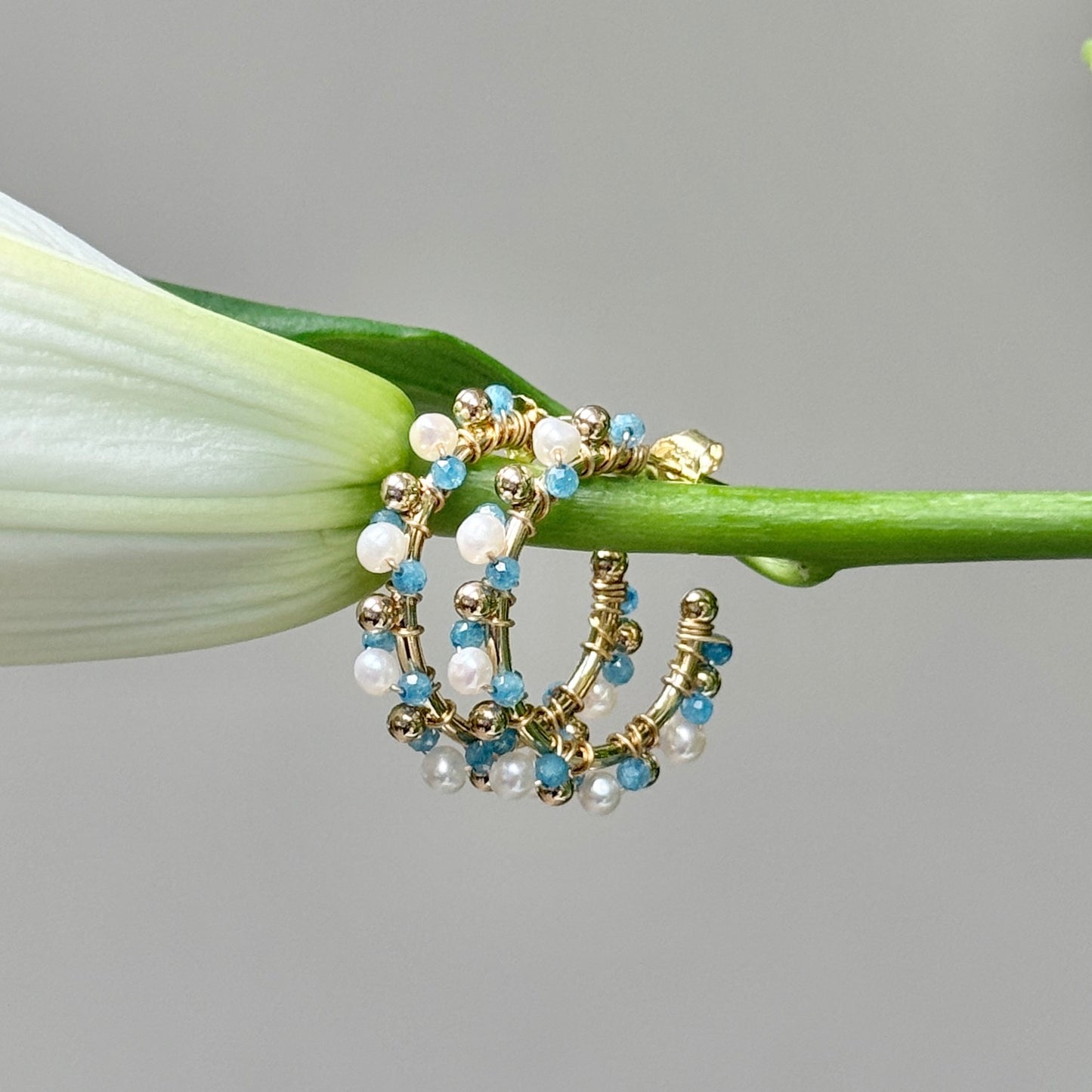 Pearl & Dark Cornflower Blue Kyanite Mini Bobble Hoop Beaded Earrings