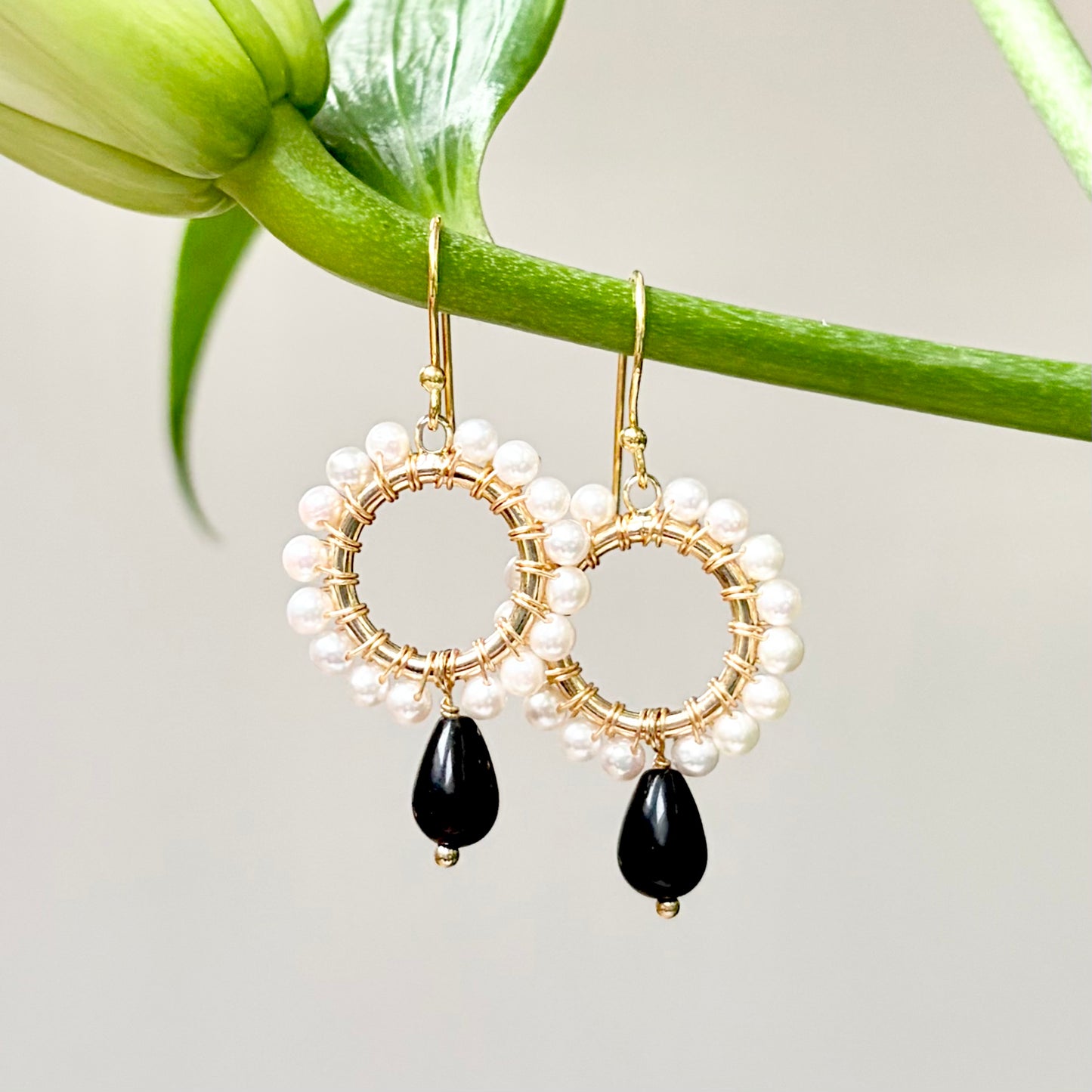 Pearl Mini Round With Black Onyx Drop Beaded Earrings