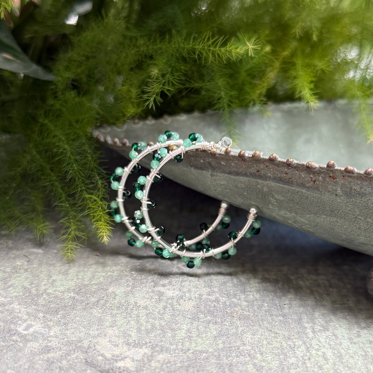 Emerald & Mint Green Jade Swirl Midi Hoop Beaded Earrings (Silver)