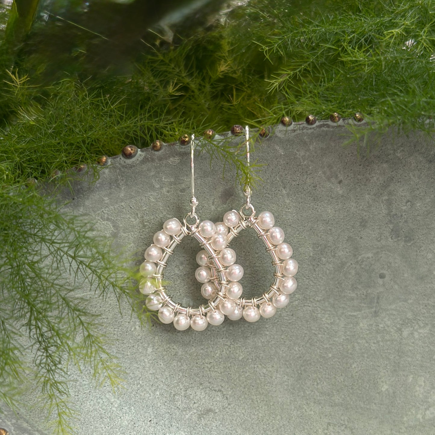 Freshwater Pearl Mini Teardrop Earrings (Silver)