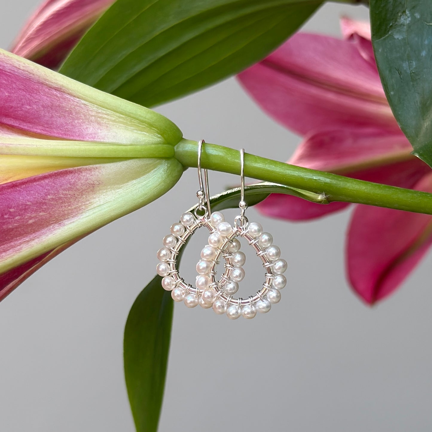 Freshwater Pearl Mini Teardrop Earrings (Silver)