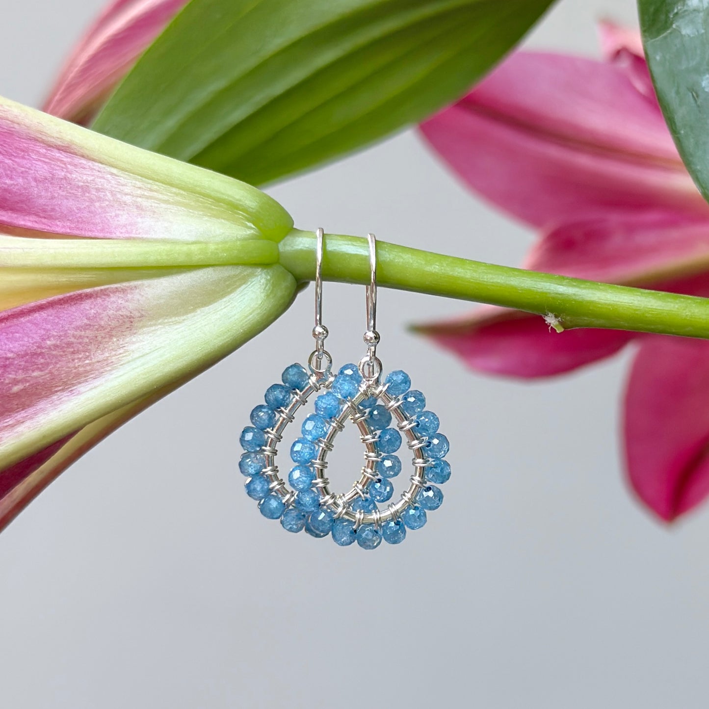 Dark Cornflower Kyanite Mini Teardrop Earrings (Silver)