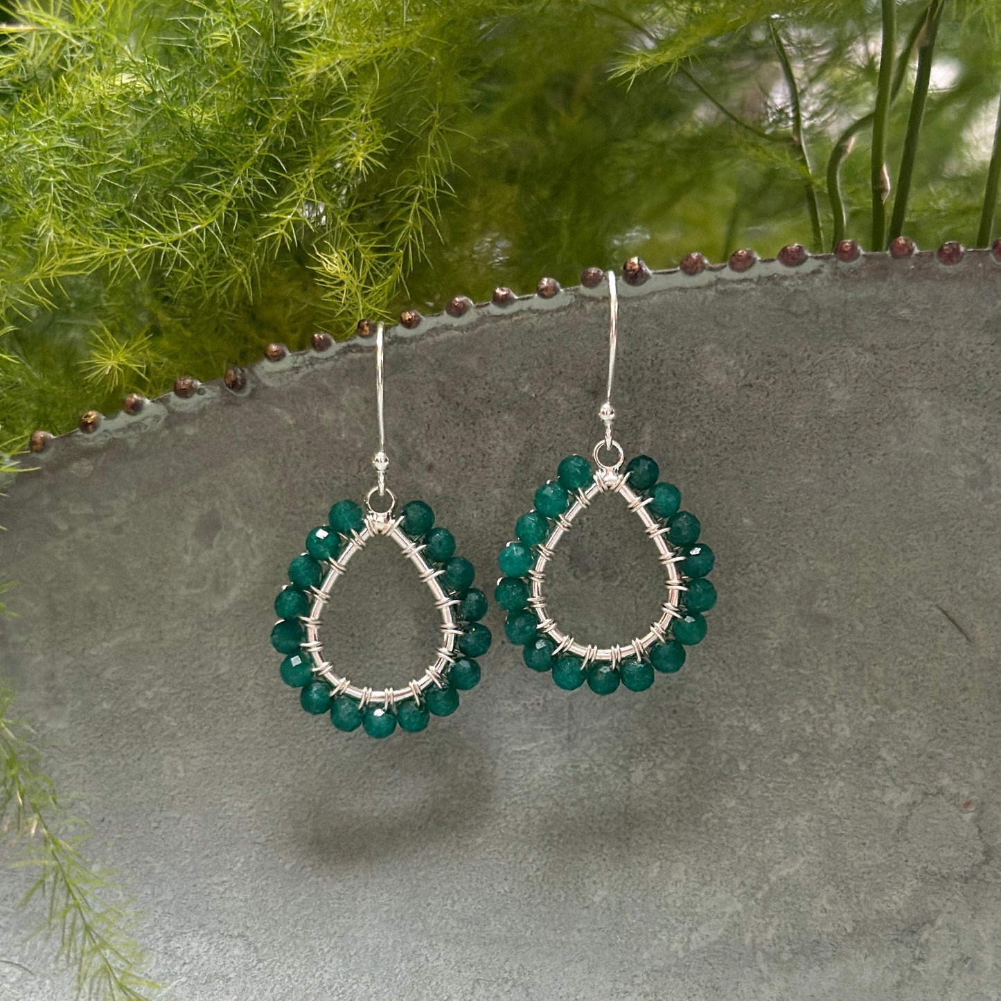 Mid Emerald Jade Mini Teardrop Earrings (Silver)