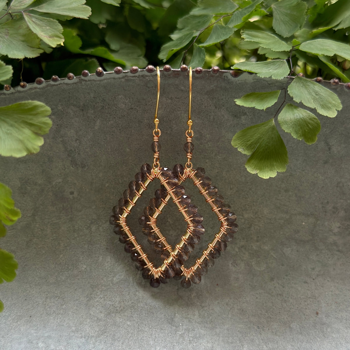 Taupe Agate Kite Beaded Earrings