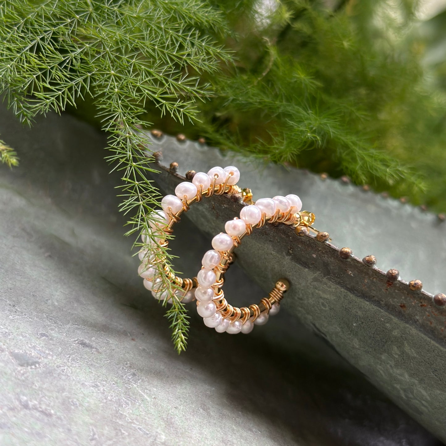 Freshwater Pearl Mini+ Hoop Beaded Earrings