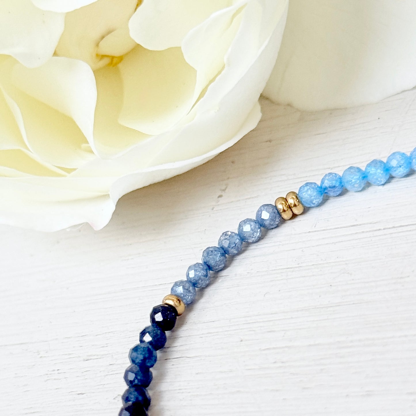 Blue Ombré & Gold Nugget Stretchy Gemstone Bracelet
