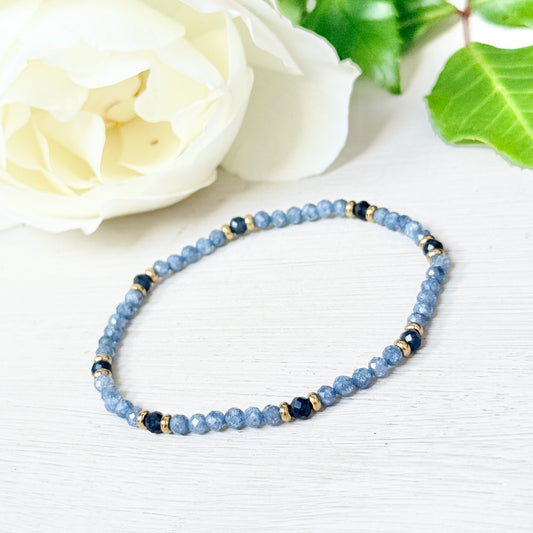 Denim Iolite & Double Gold Nugget Stretchy Gemstone Bracelet