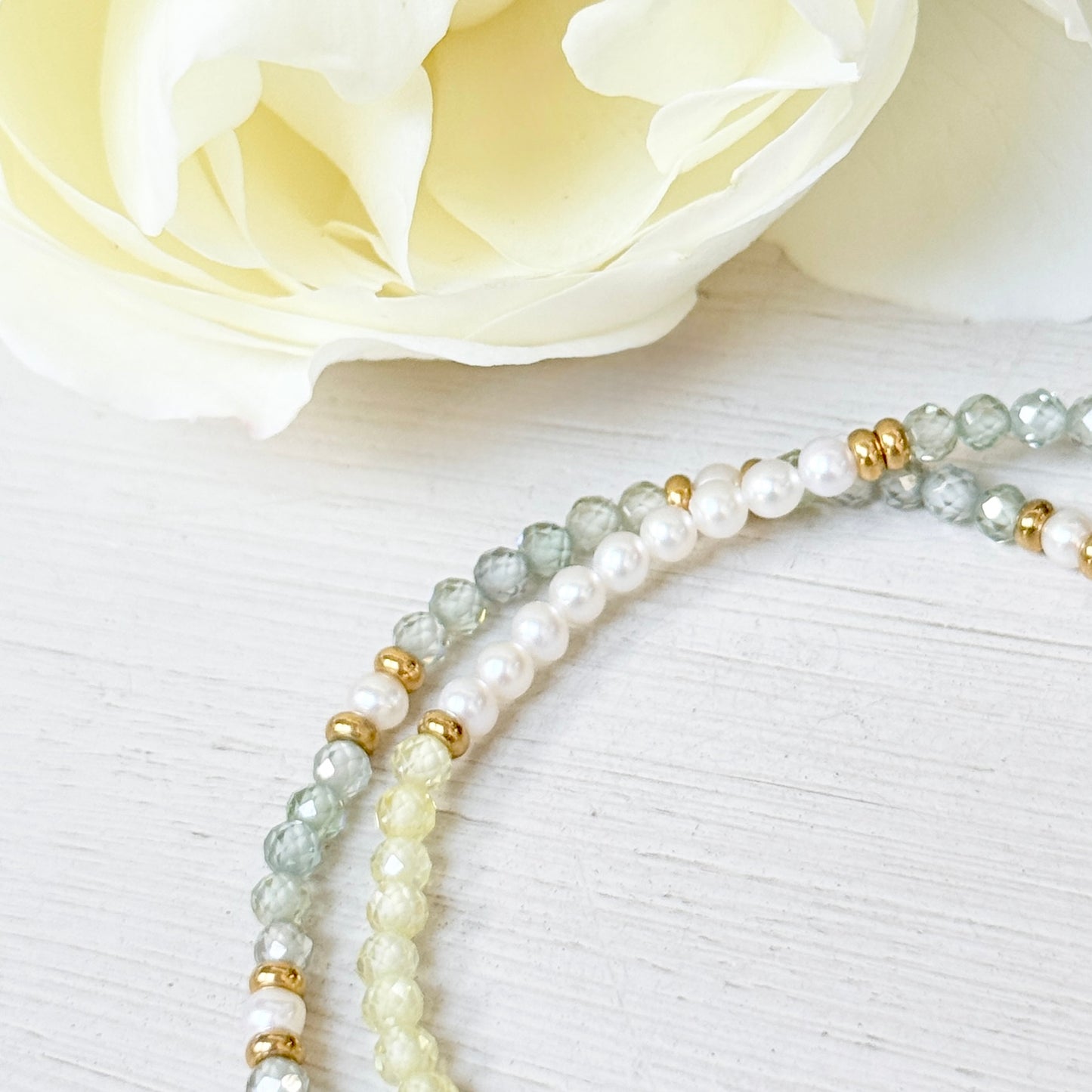 Sage Green Quartz & Pearl Double Gold Nugget Stretchy Gemstone Bracelet