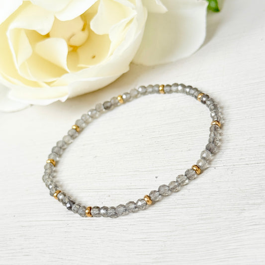 Taupe Agate & Single Gold Nugget Stretchy Gemstone Bracelet