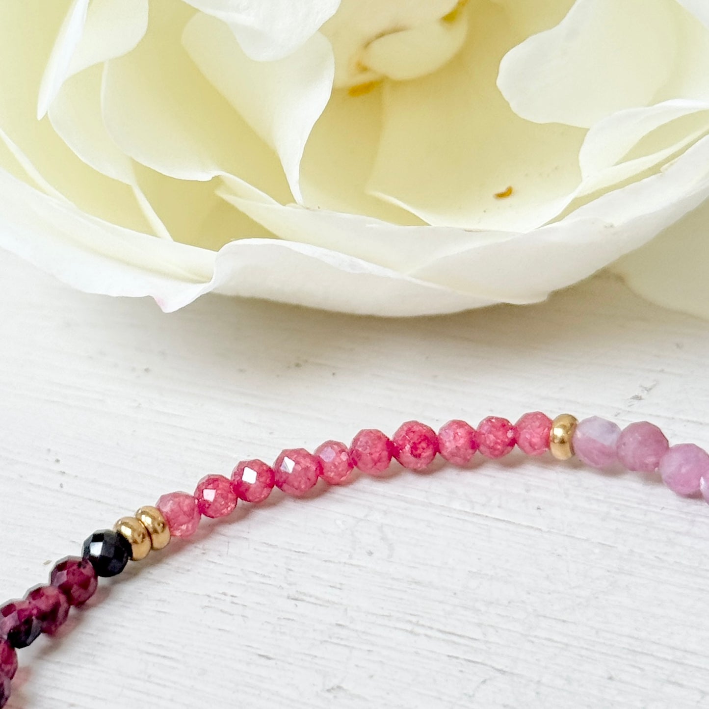 Burgundy Garnet & Pink Tourmaline Ombré & Gold Nugget Stretchy Gemstone Bracelet