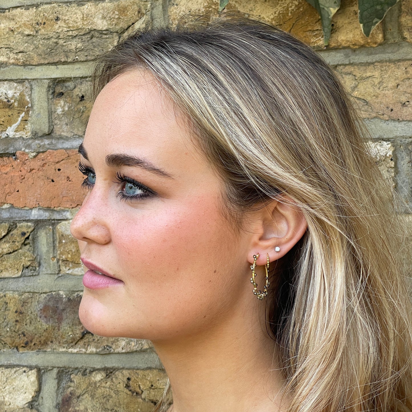 Olive Green Peridot & Pyrite Swirl Midi Hoop Beaded Earrings